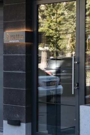 Aratta Boutique Hotel